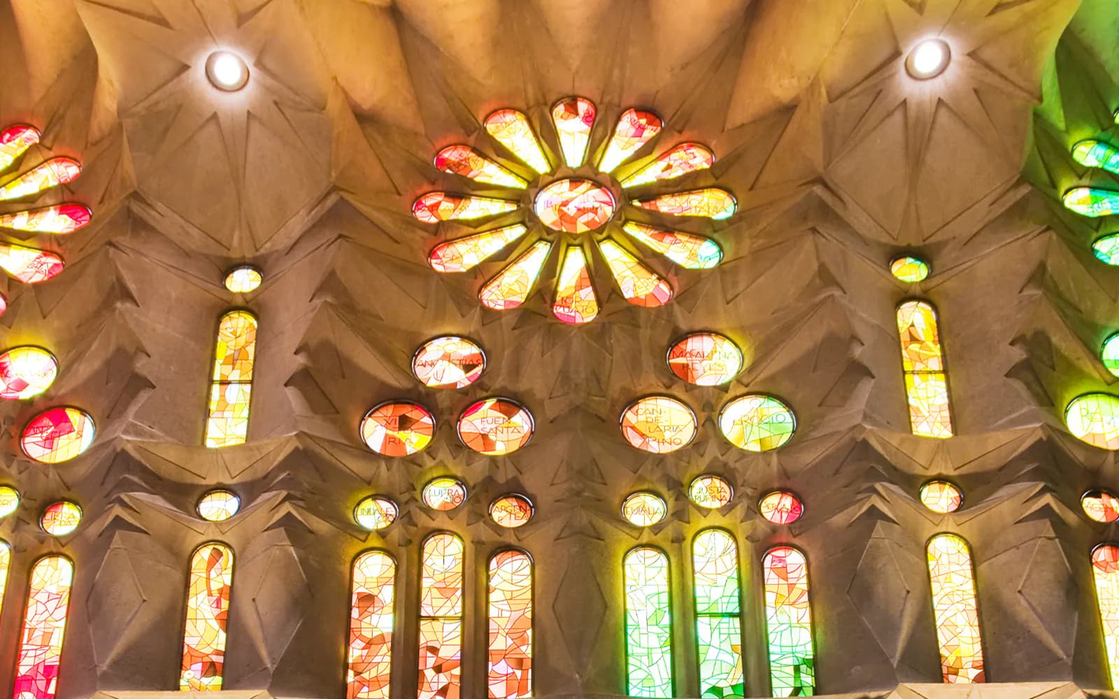 Sagrada Familia Fast-Track Tickets - image 6