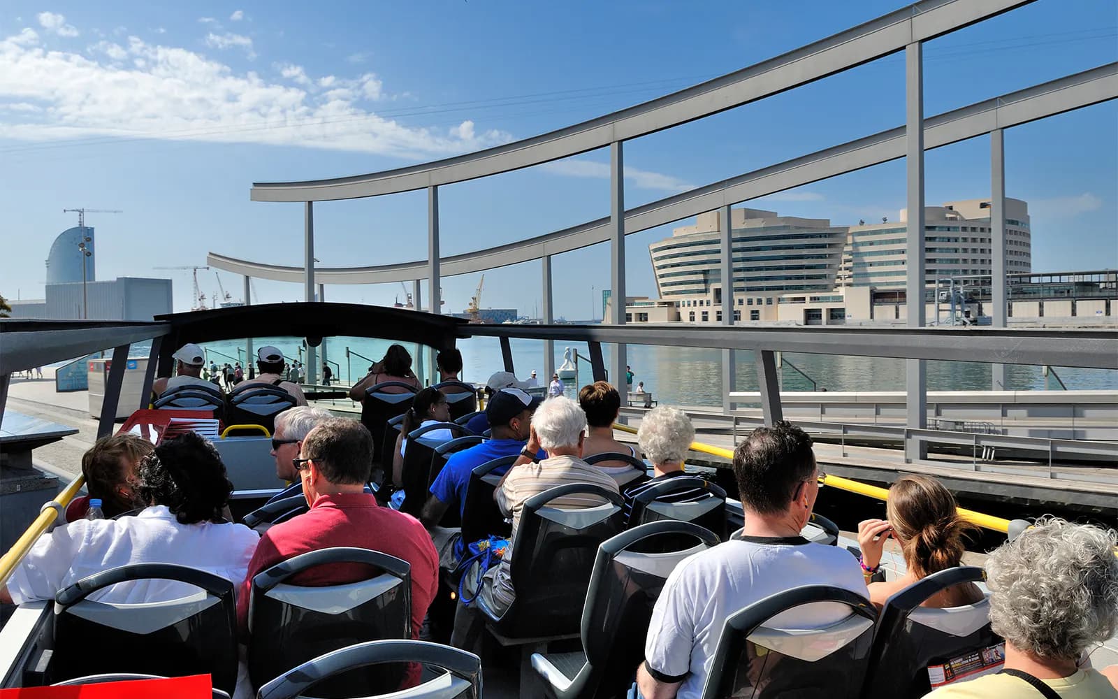 Barcelona City Tour: Hop-on Hop-off Bus Tour - image 4