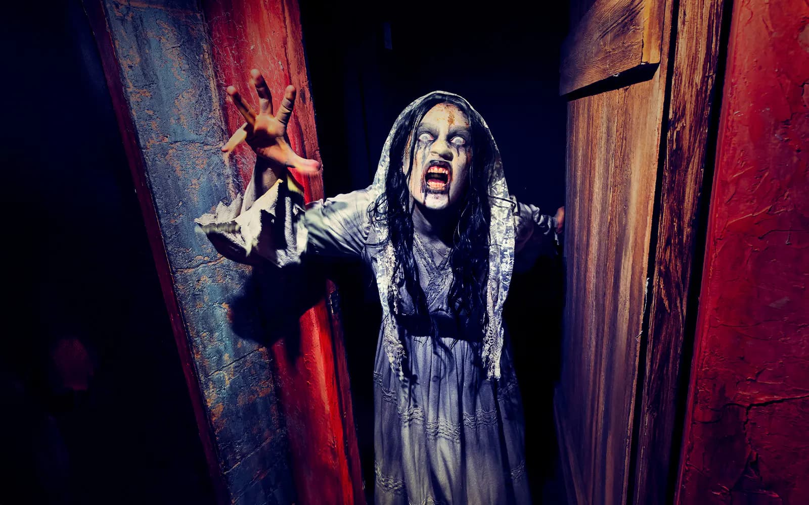 Universal Studios Hollywood: Halloween Horror Nights Tickets - image 7