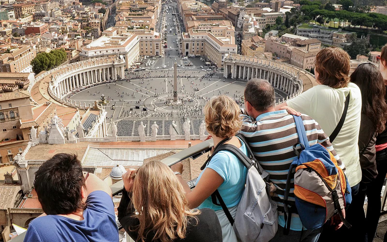St. Peter's Basilica Entry with Audio Guide - image 5