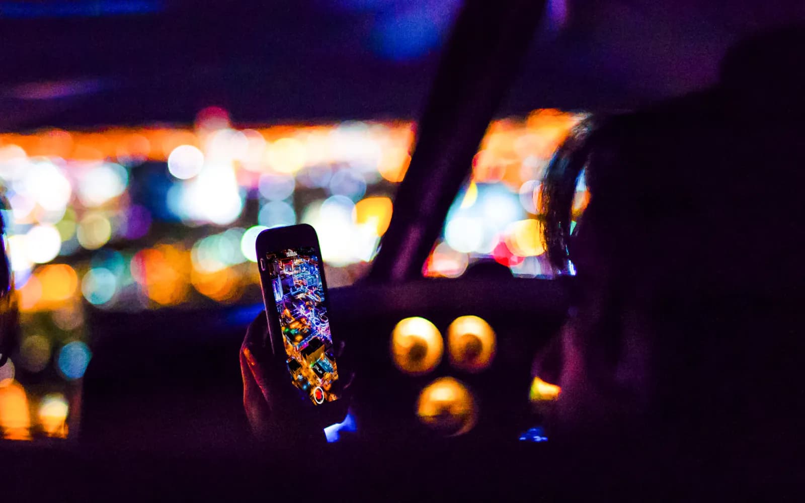 12-min Las Vegas Strip Highlights Night Helicopter Tour - image 4