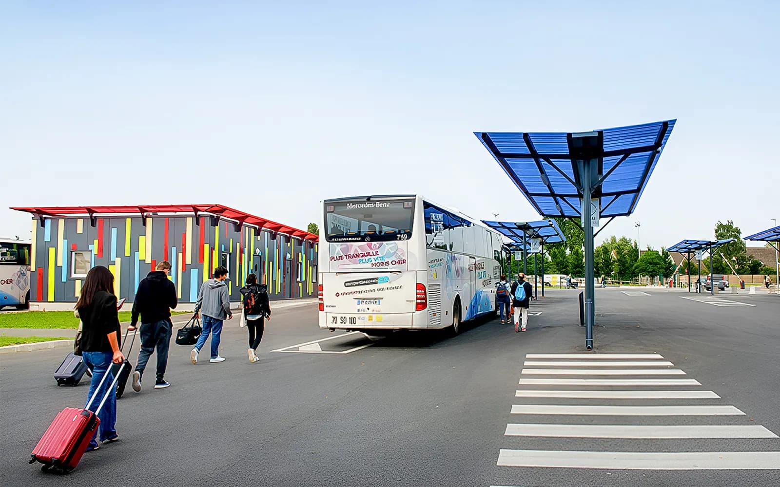 Beauvais Airport to/from Paris Bus Transfer (Porte Maillot & La Villette) - image 6