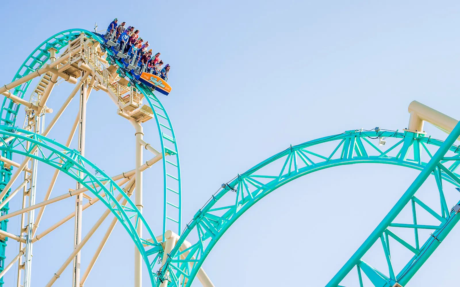 Knott’s Berry Farm One Day Tickets - image 4