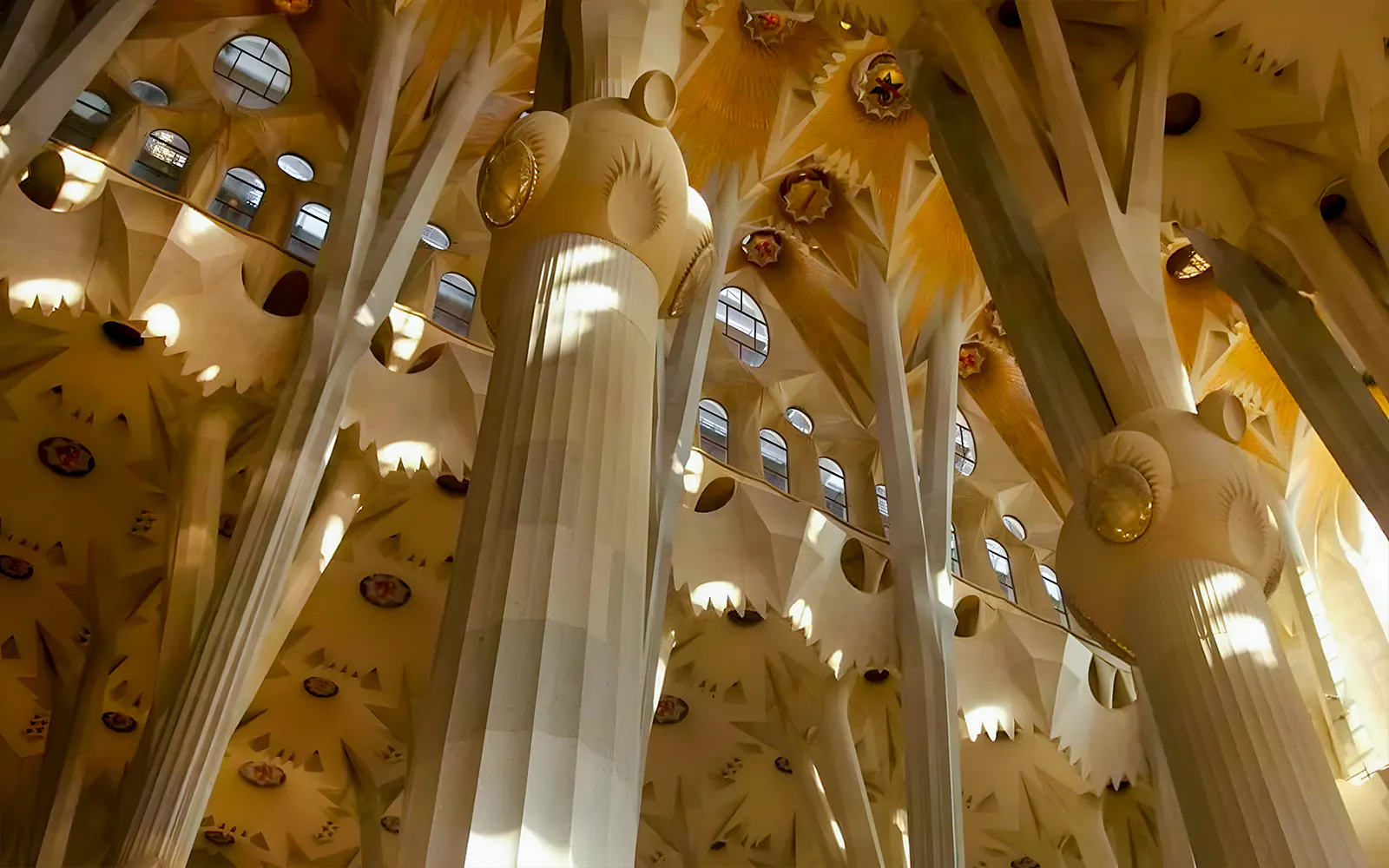 Sagrada Familia Fast-Track Tickets - image 8