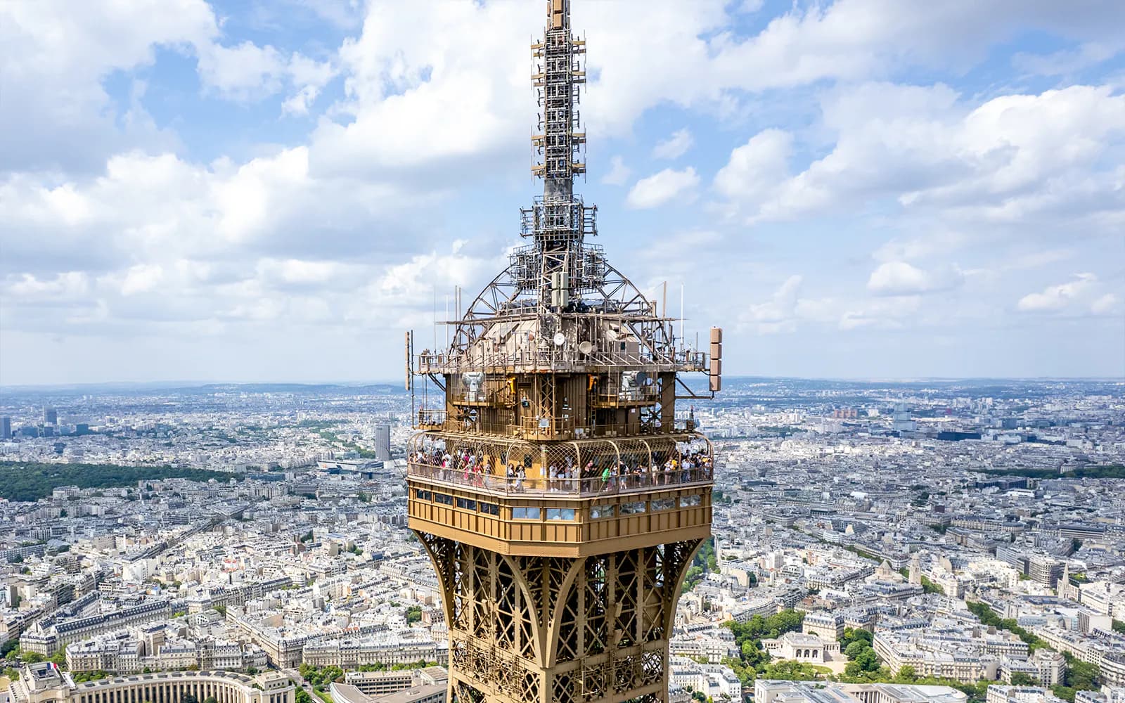 Eiffel Tower Guided Tour by Elevator: Reserved Entry to the Summit or Second Floor - image 2