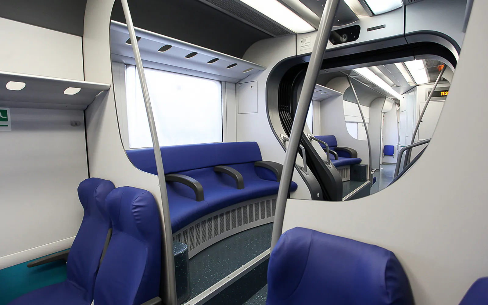 Leonardo Express: One-Way Train Transfers Between Fiumicino Airport & Rome Termini Station - image 4
