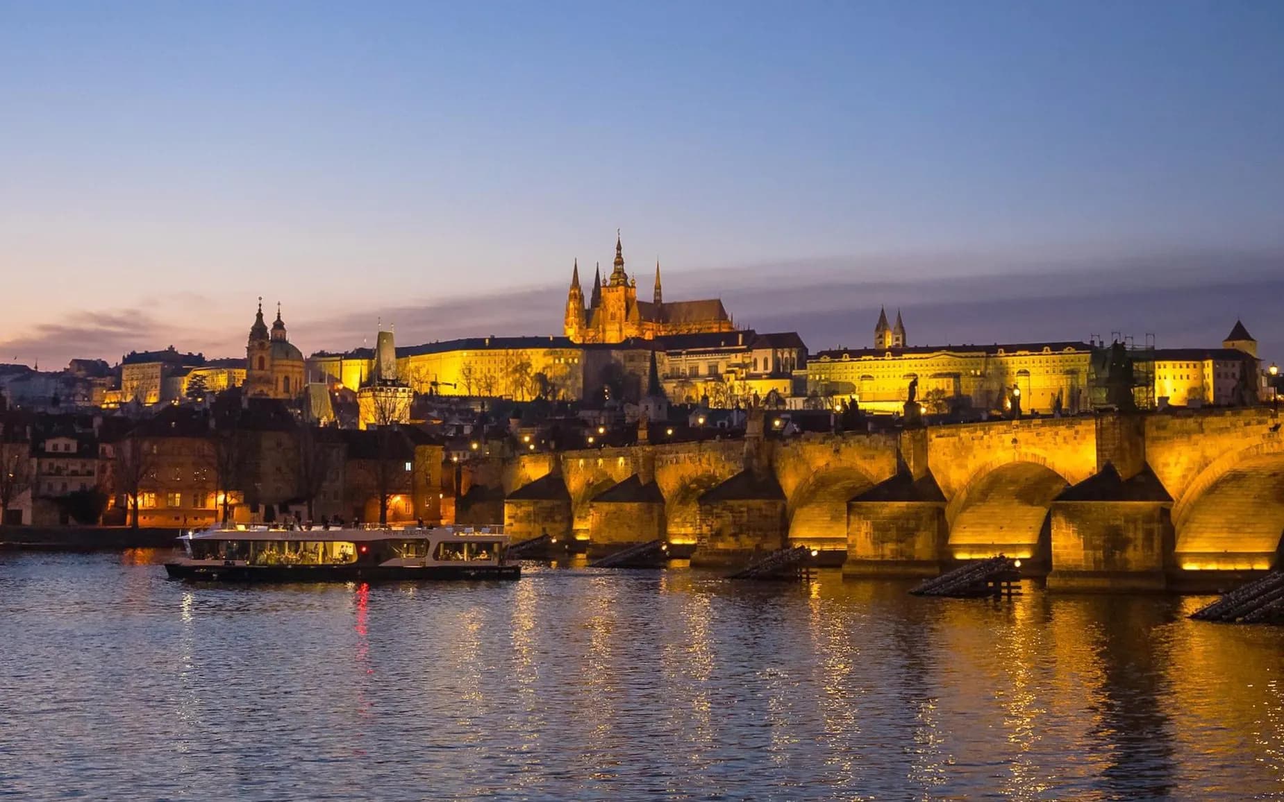 Prague Vltava River Evening Sightseeing Cruise - image 3
