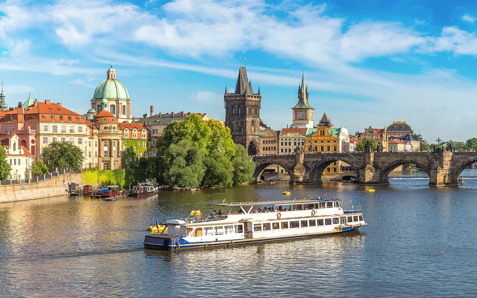 Prague Castle Guided Tour - image 9
