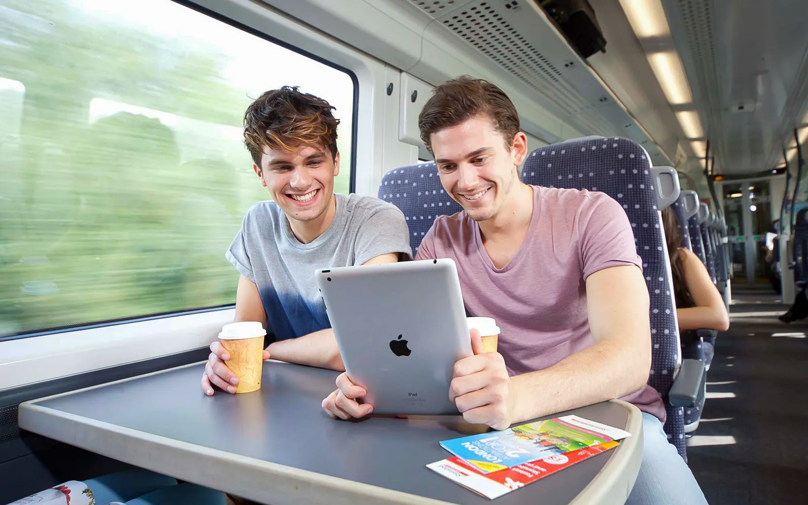 Train Transfer: Stansted Airport to/from London by Stansted Express - image 2