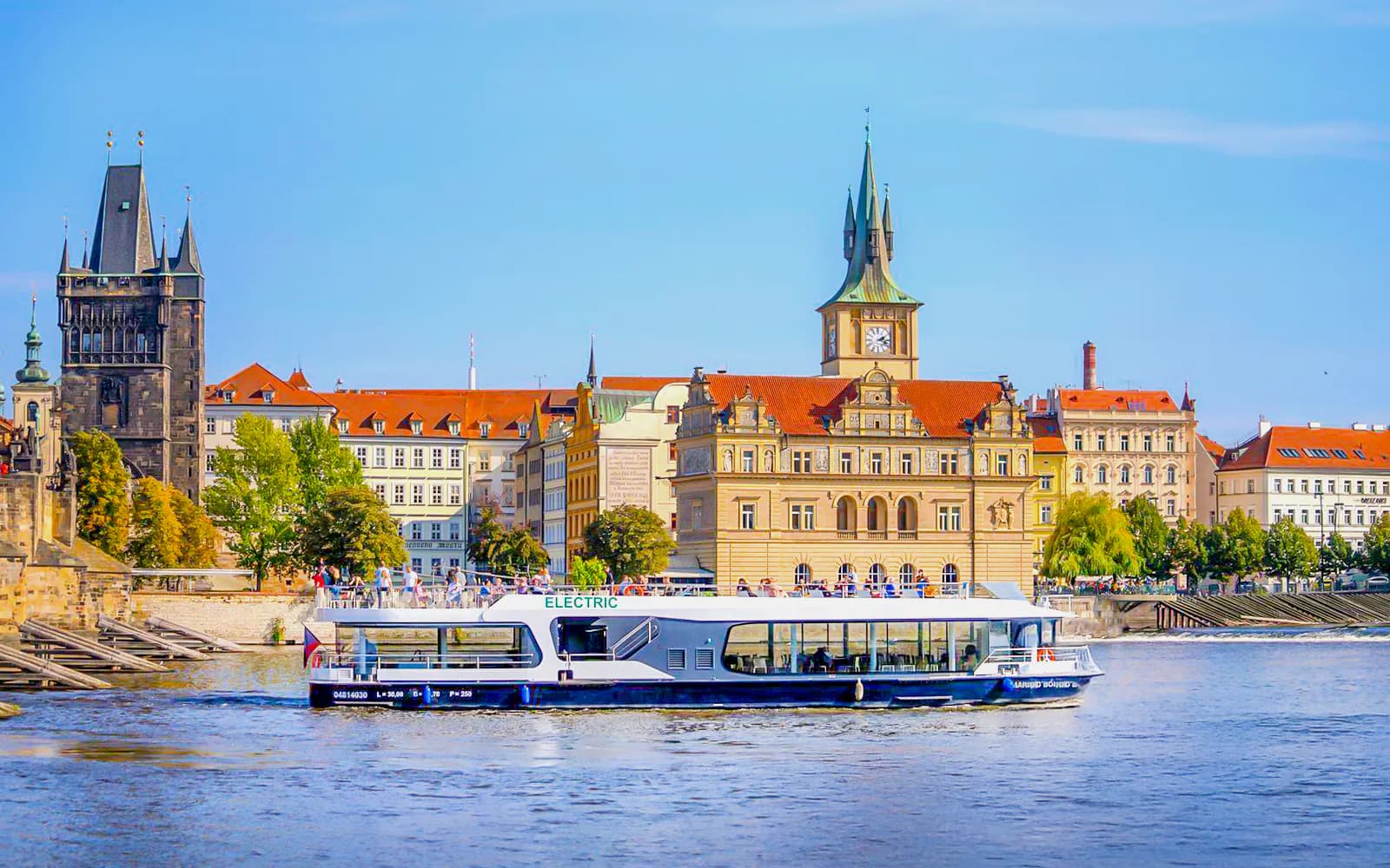 Prague Vltava River Sightseeing Cruise - image 3